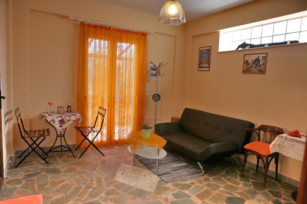 Evaland Traditional Houses Tarti الغرفة الصورة