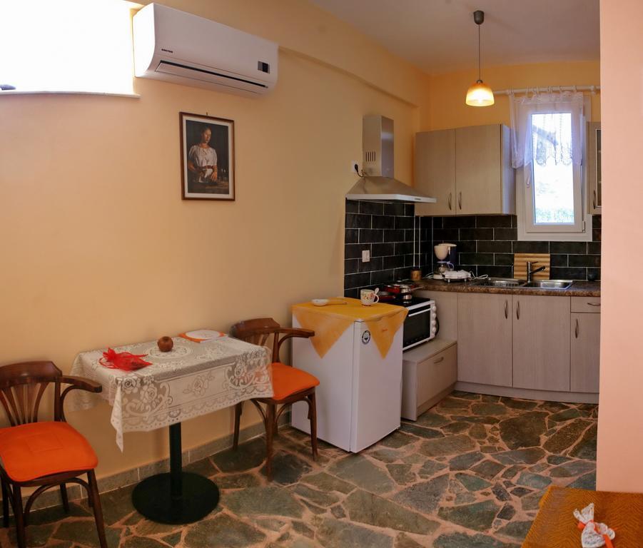 Evaland Traditional Houses Tarti الغرفة الصورة
