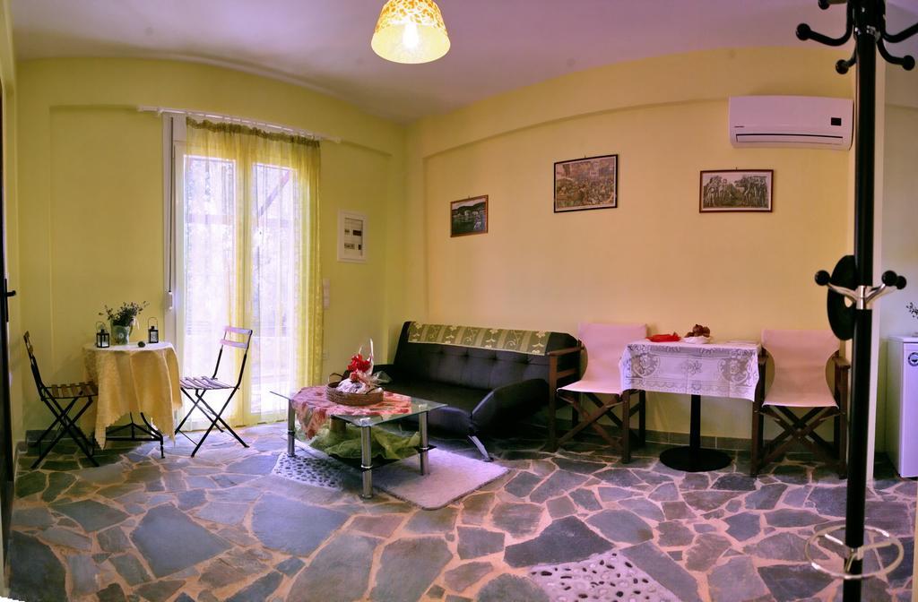 Evaland Traditional Houses Tarti الغرفة الصورة