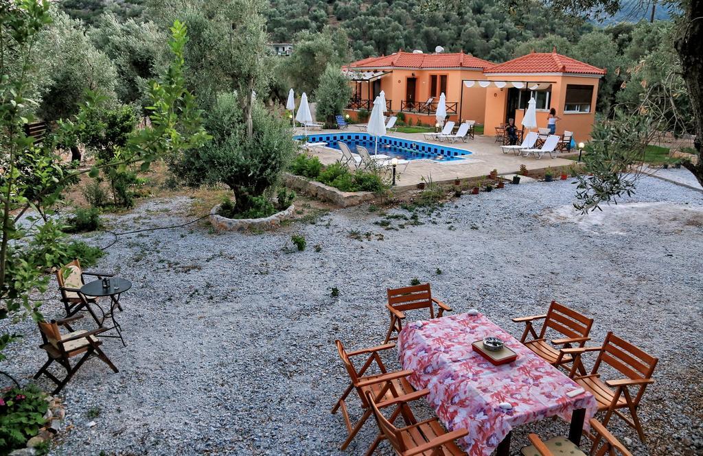 Evaland Traditional Houses Tarti الغرفة الصورة